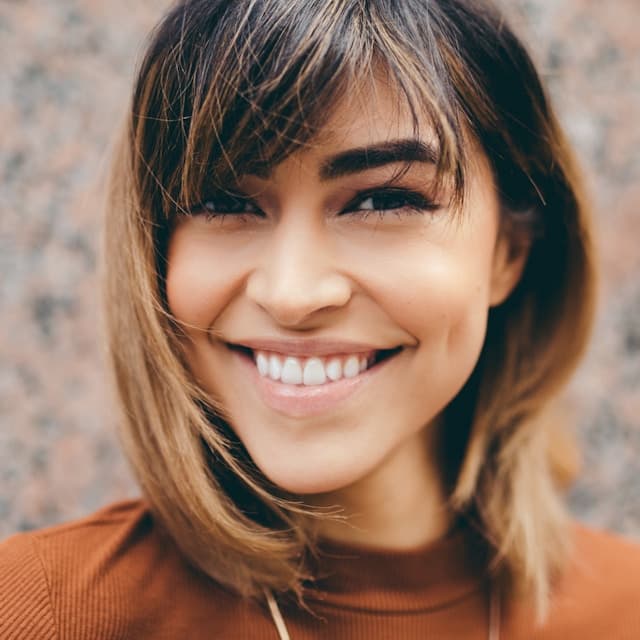 Dr. Valentina Cruz